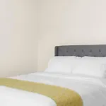 Prime Peterborough - 4Br And Office, Newly Renovated