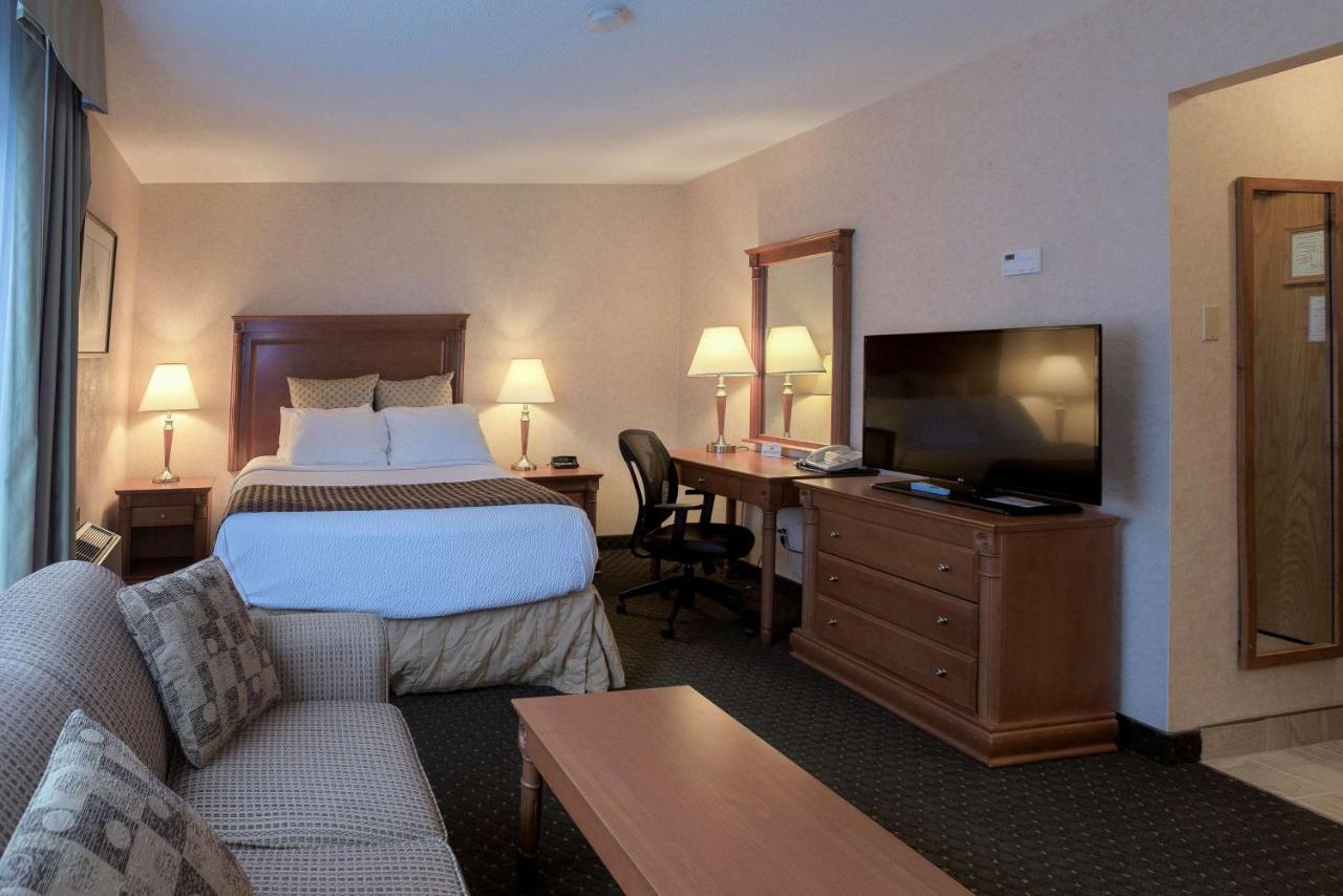 Western Otonabee Hotel Peterborough