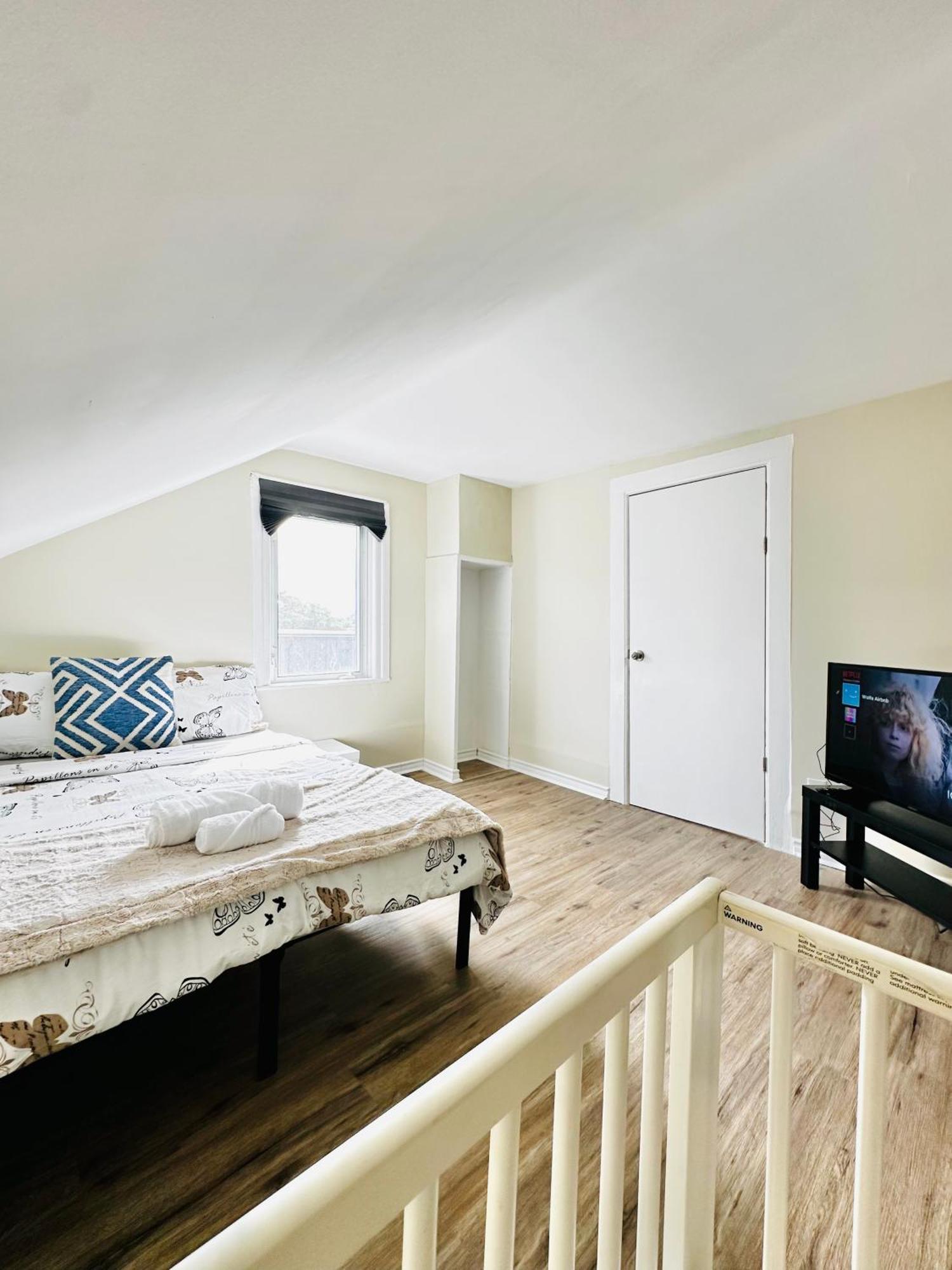 Holiday home Cozy 2br House Near Centre With Bbq, Backyard, And Netflix Peterborough