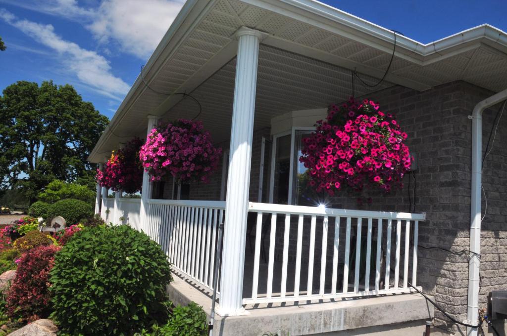 Bed & Breakfast Golden Pathways Retreat Peterborough