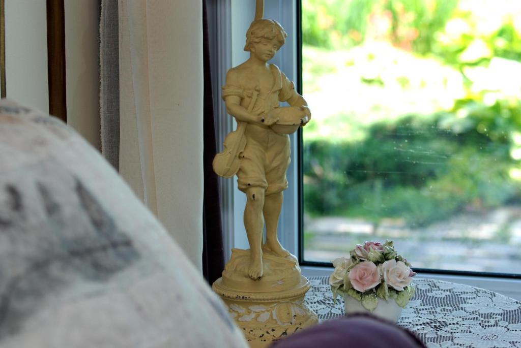 Golden Pathways Retreat Bed & Breakfast 3*