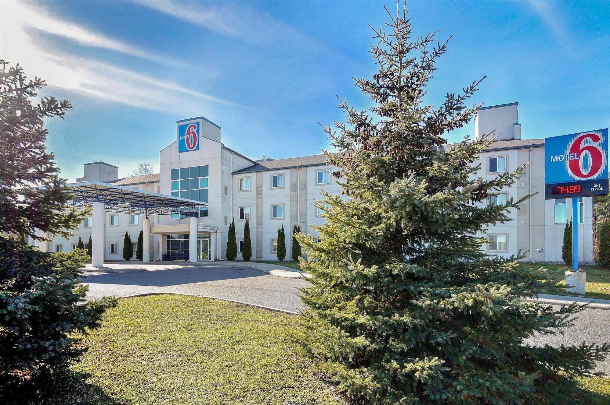Hotel 6-peterborough, On Peterborough