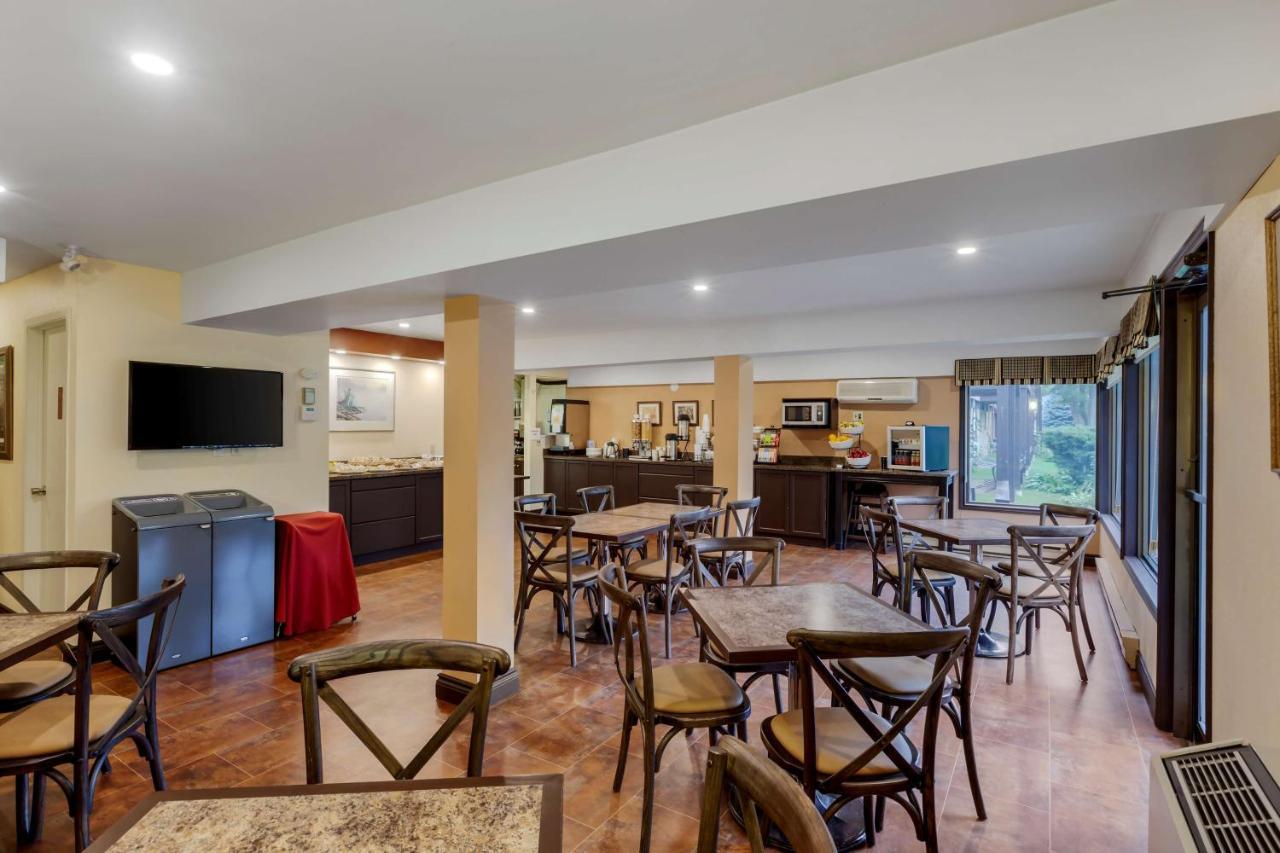 Western Otonabee Hotel Peterborough