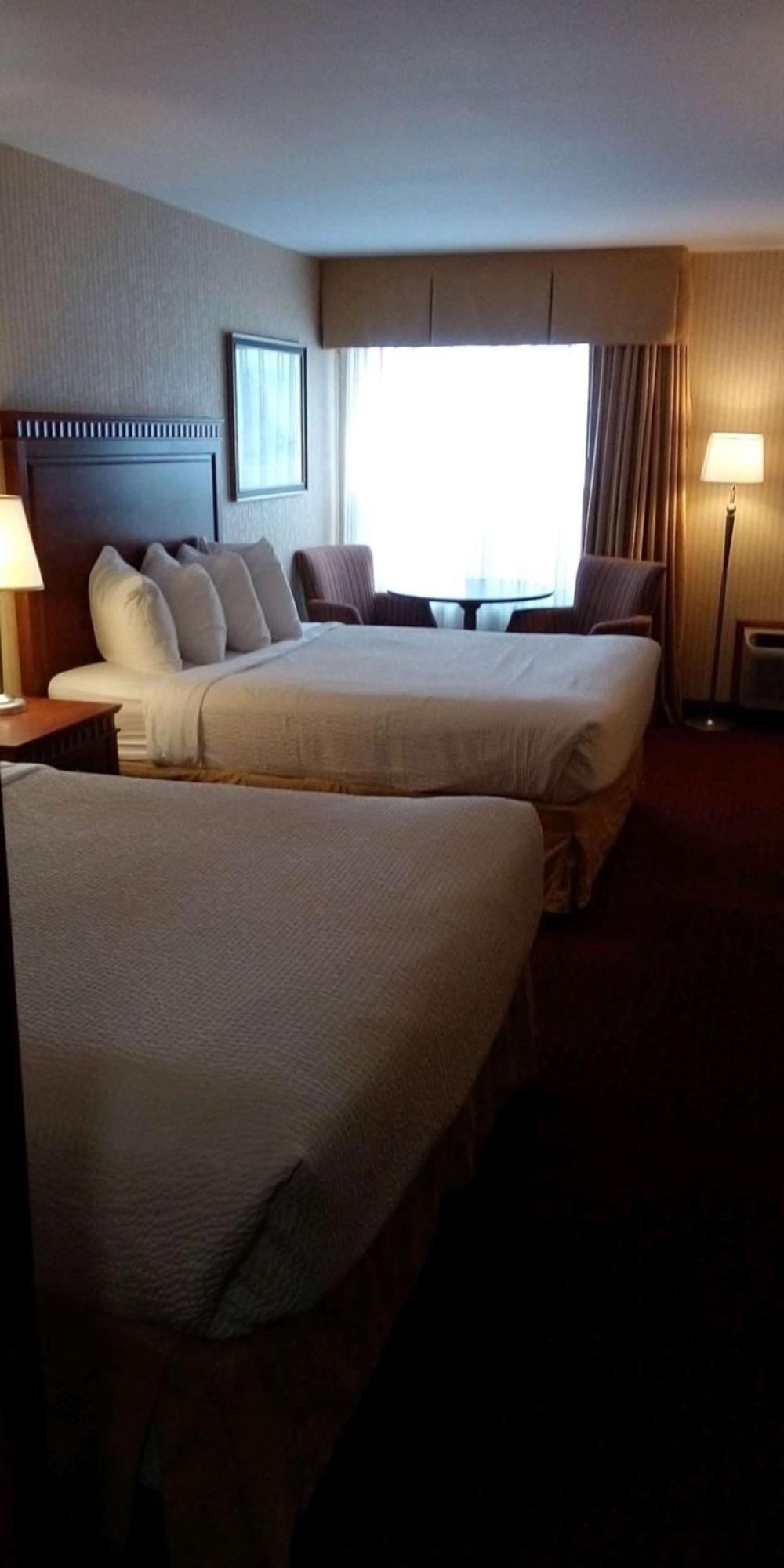 Western Otonabee Hotel 3*