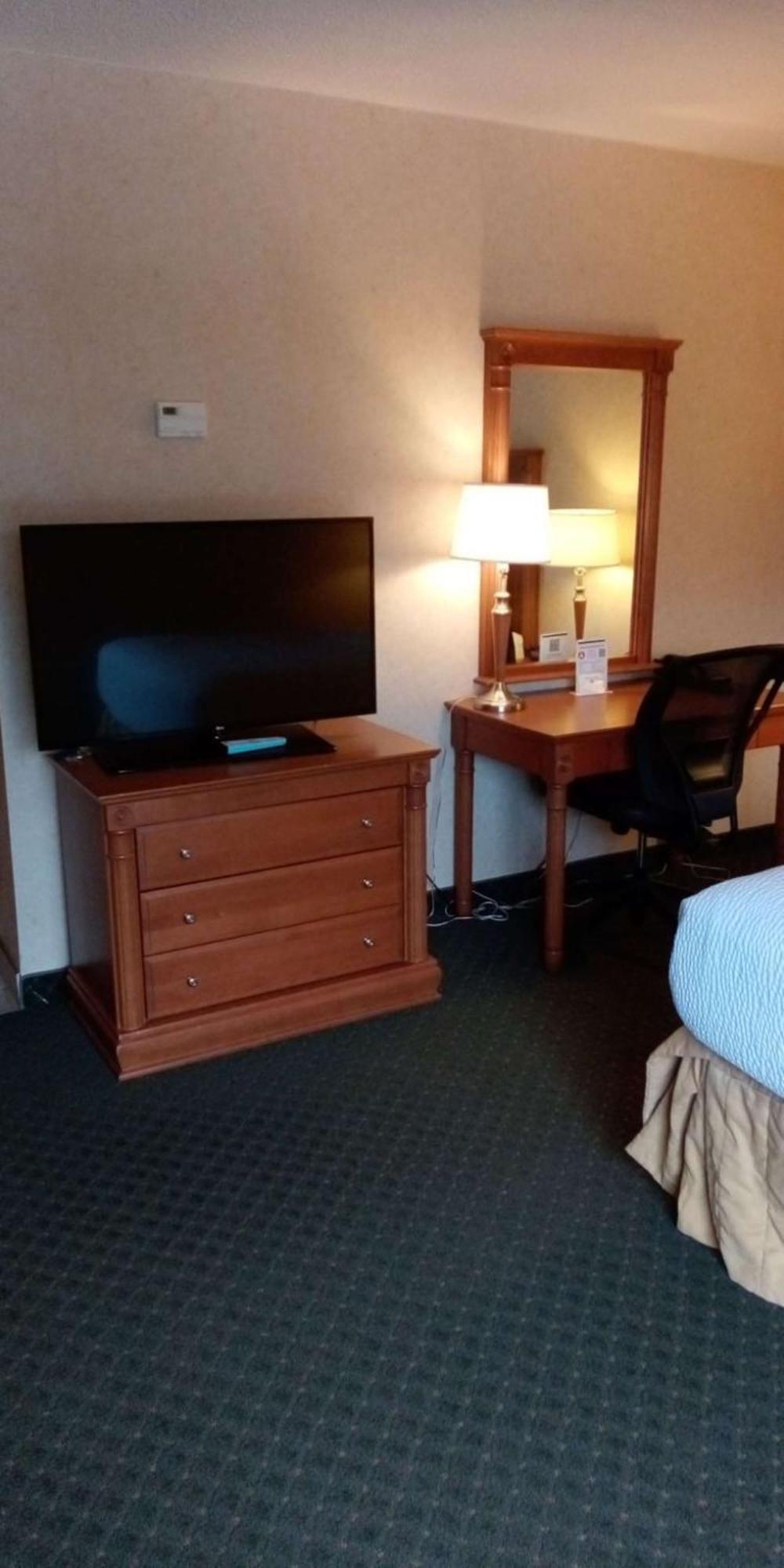 Western Otonabee Hotel 3*