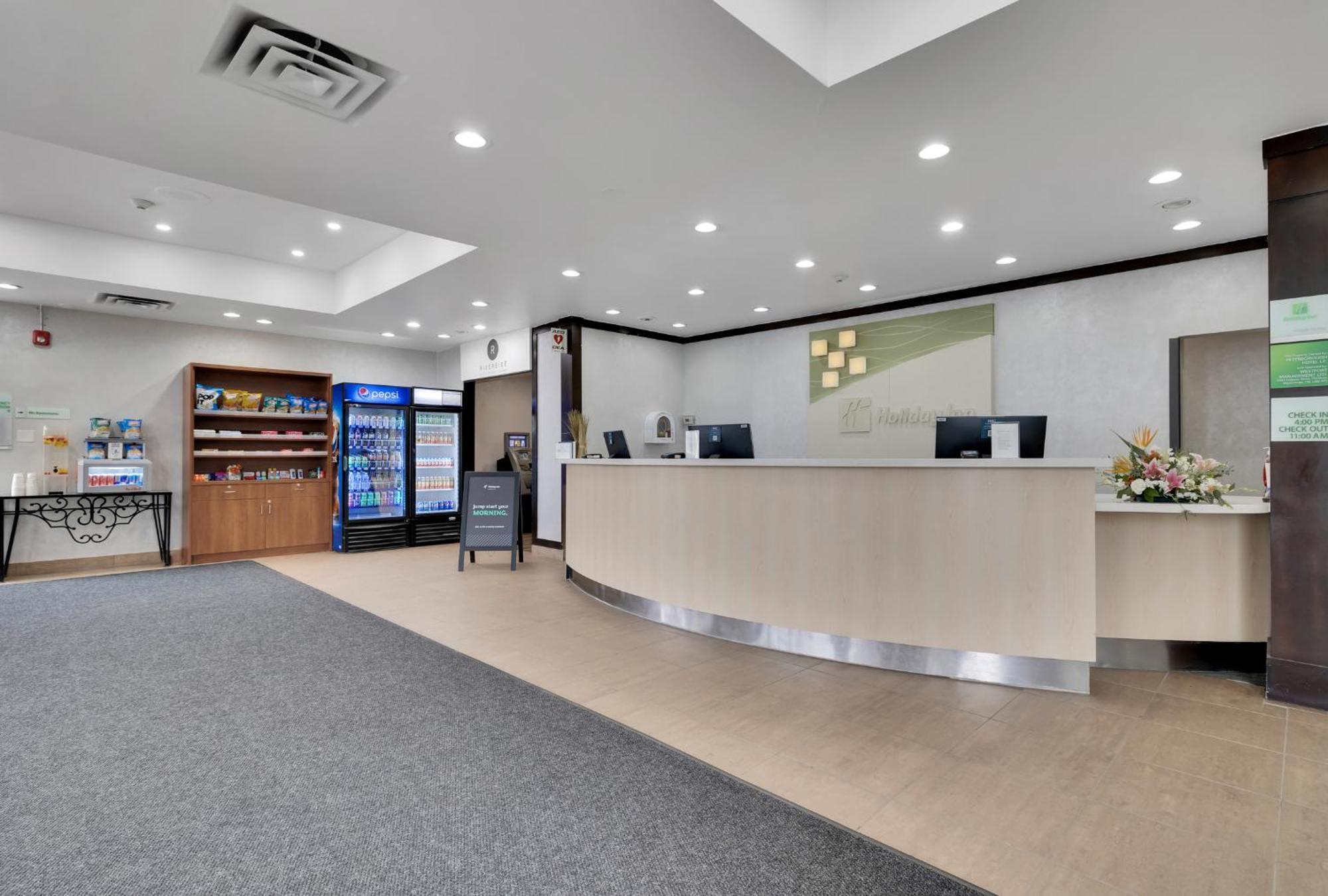Hotel Waterfront By Ihg 3*
