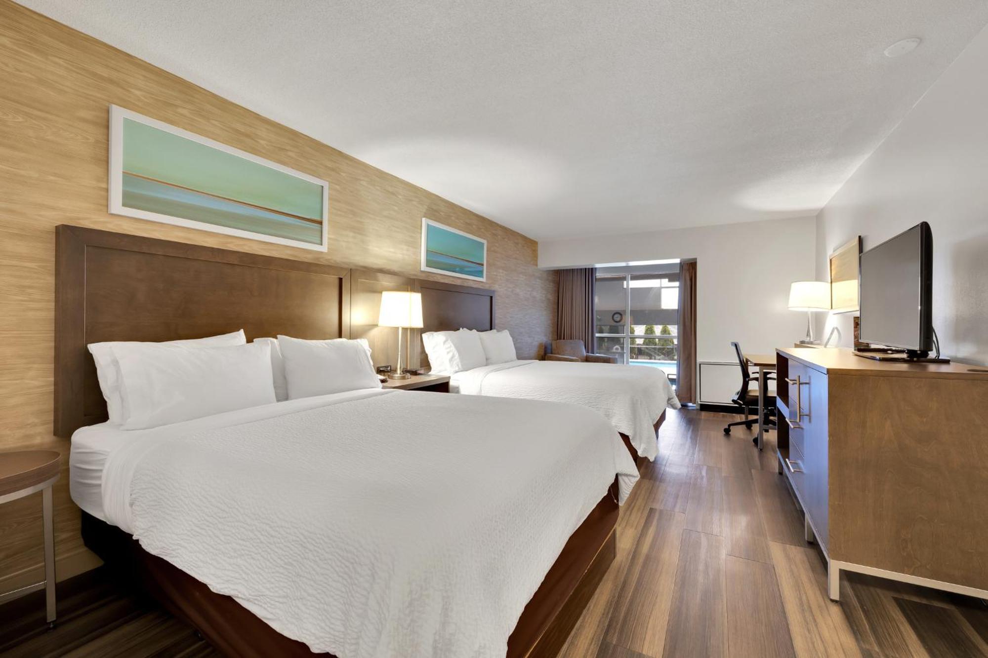 Hotel Waterfront By Ihg 3*
