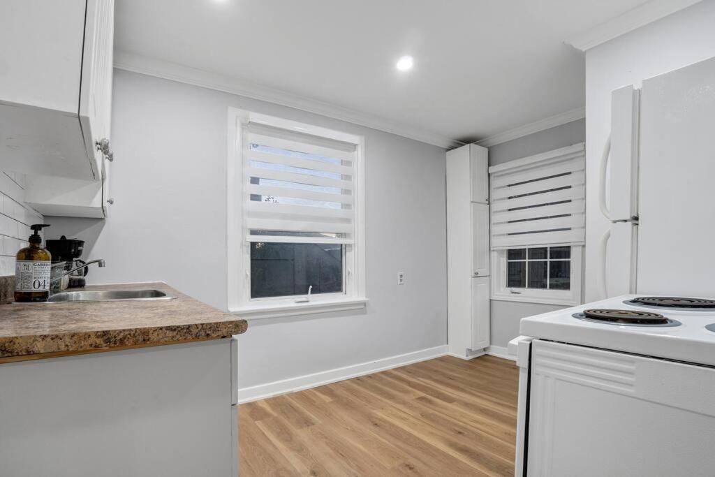 Apartment Modern With King Bed, 5 Mins To Hospital