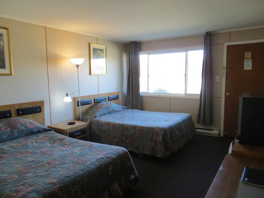 Motel Peterboro Express 3*