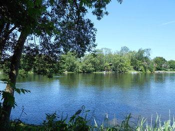 Angel's Rest On The Otonabee Hotel Peterborough