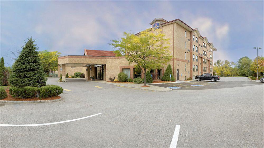 Western Otonabee Hotel